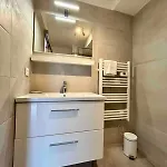 D'este - 2 People - Pool - 2 Min To Appartement *