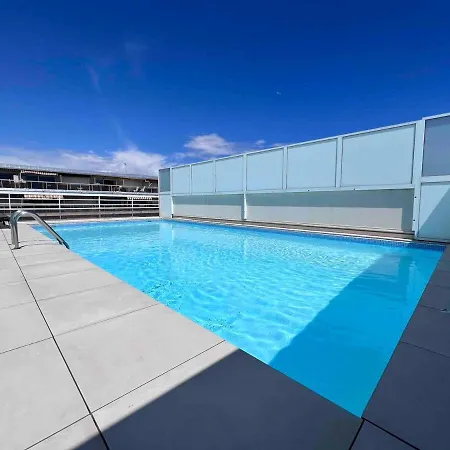 D'este - 2 People - Pool - 2 Min To Apartment